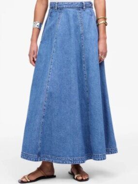 Madewell Midi Skirt in Robertson Wash Airy Denim Edition (Size 29)